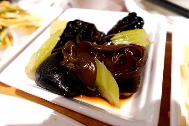 陳醋西芹拌黑木耳