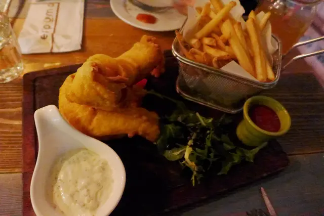 炸魚柳配厚切薯條