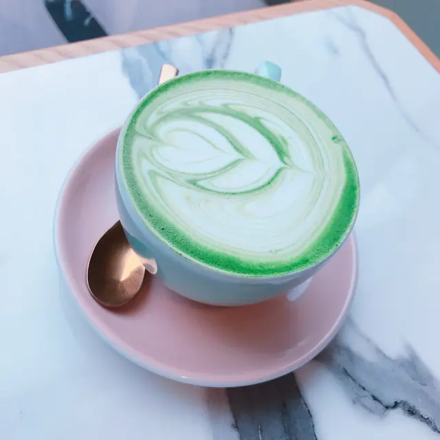 Motcha  latte  