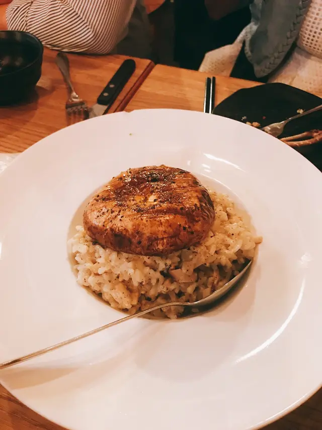 黑松露啡菇意大利飯