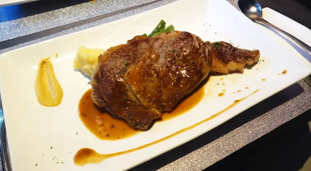 Set Dinner主菜: 烤美國頂級安格斯肉眼配黑松露燒汁
