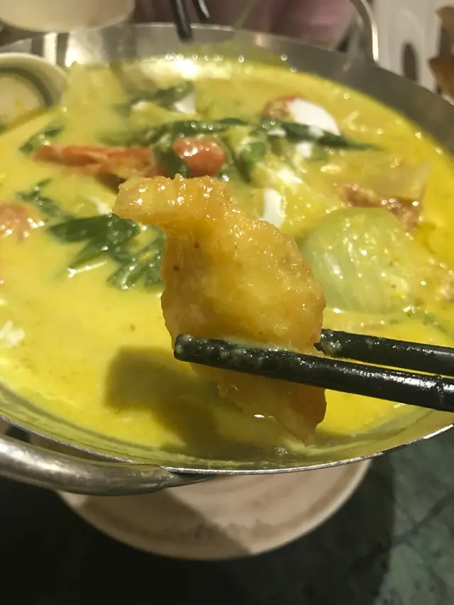 鑊仔綠咖哩斑塊