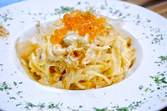 海膽三文魚籽明太子意粉