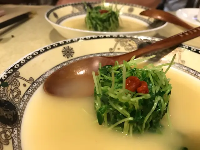 魚湯浸溫室菜苗