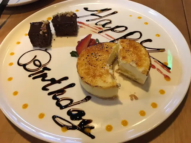 Cream Brûlée Cheesecake & Chocolate Delight