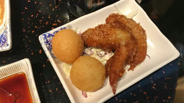榴槤炸彈,芝麻雞翼