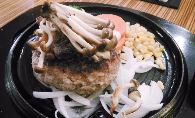 松露忌廉雜菌漢堡