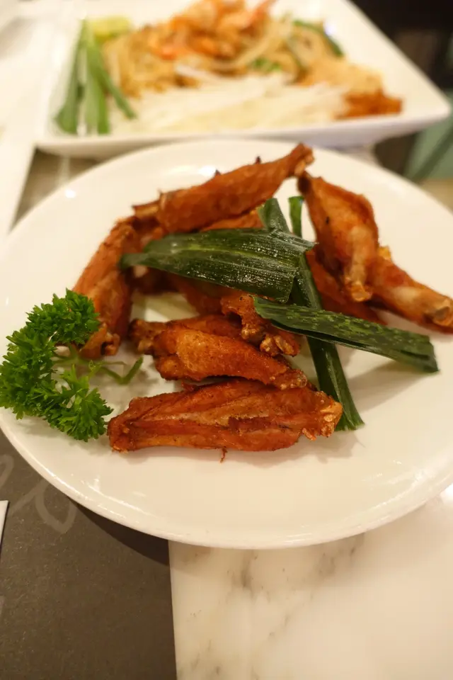 屬於招牌菜之一的單骨雞翼，香脆惹味！