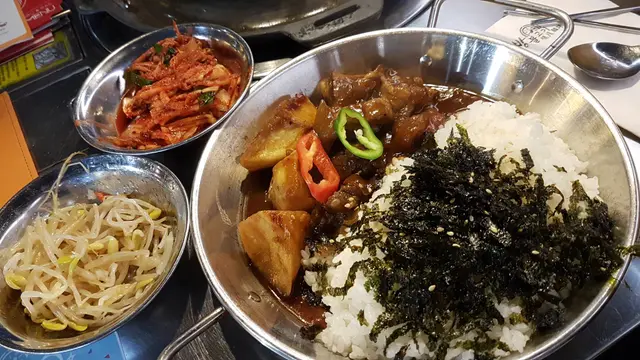 薯仔豬軟骨飯