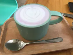 紫薯latte! 跟餐飲品只需要加 HK$10!!