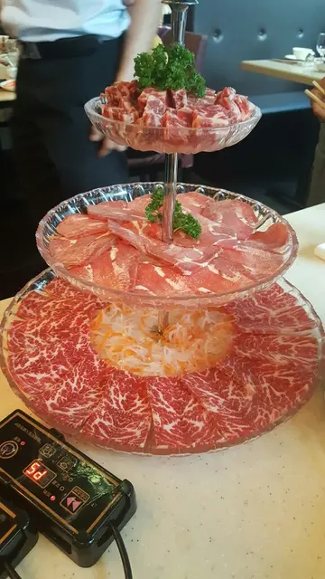 牛星拱照