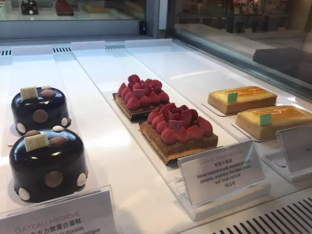 蛋糕幾吸引, 不過今次冇食呀