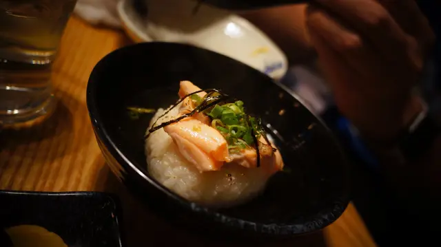 三文魚焼飯糰茶漬