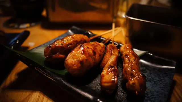 雞肉丸,雞腿串燒