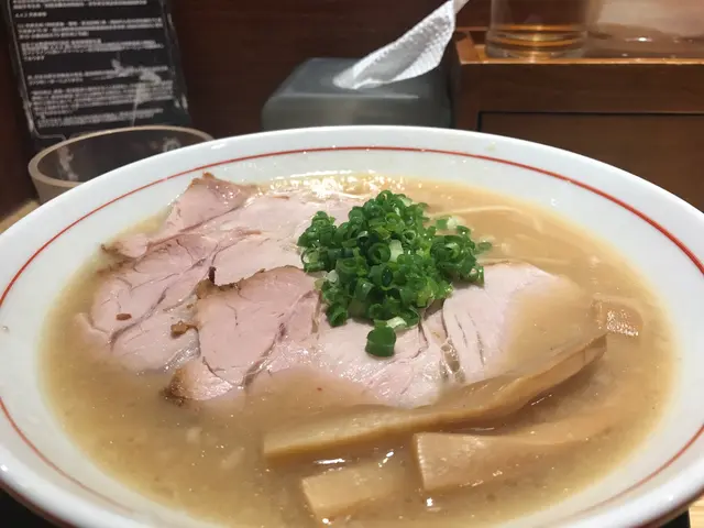 豚骨醬油拉麵