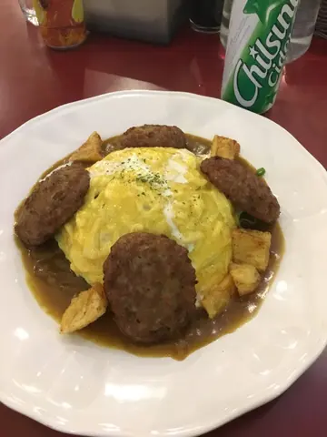安格斯牛肉汉堡溶岩咖哩饭