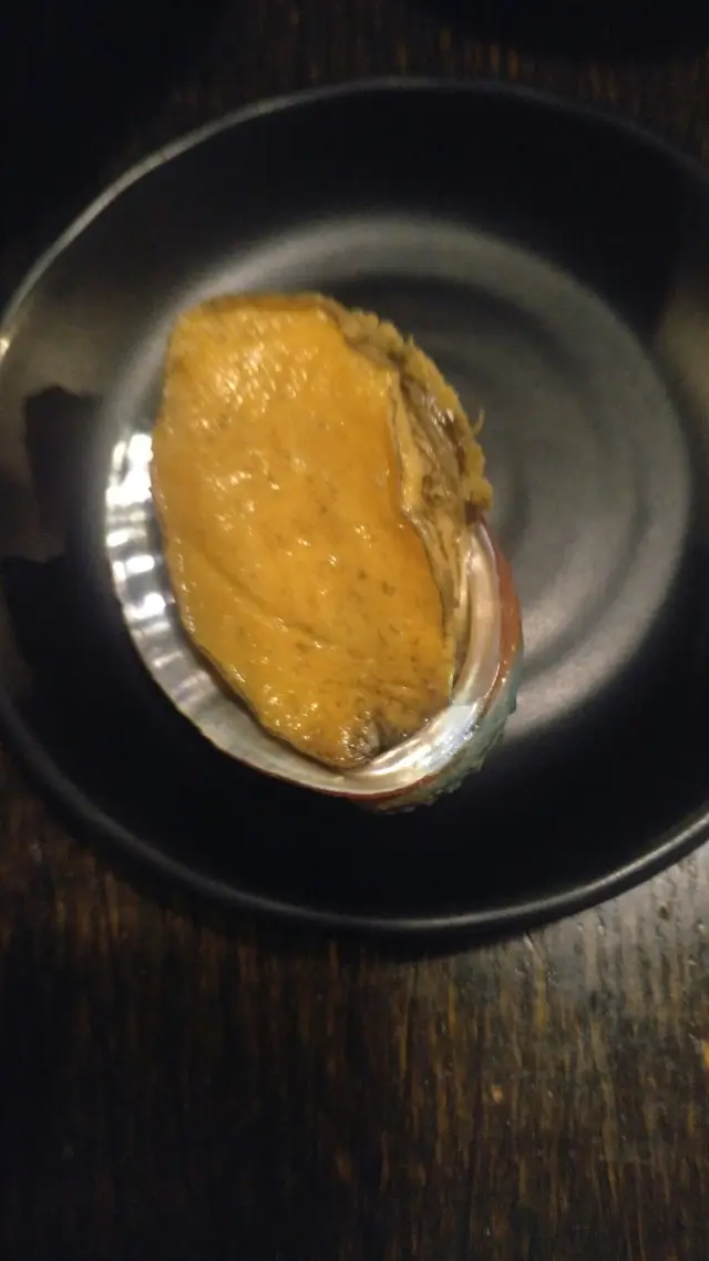 因為供應問題以鮑魚代替海膽