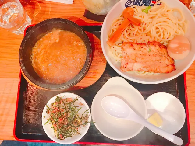 石燒濃厚豚骨魚介味玉沾麵
