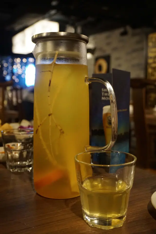 竹蔗茅根紅蘿蔔馬蹄水 (渣)