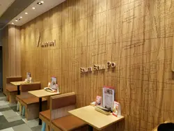 精細列明建築物名稱，形狀