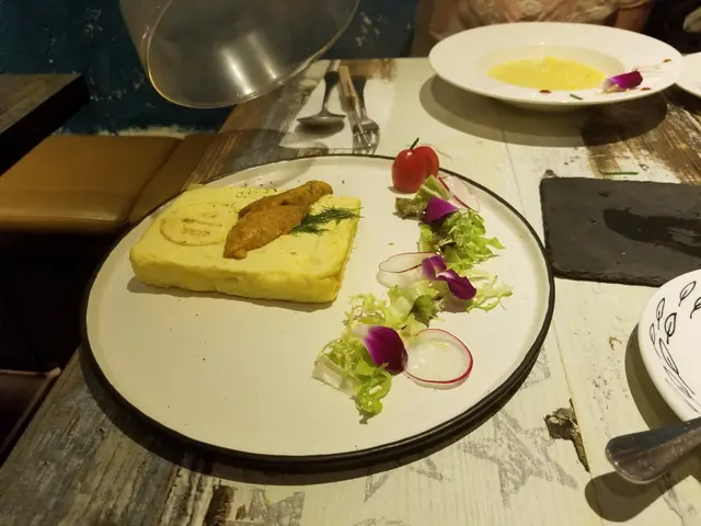 職員說要焗1分鐘後才可開蓋進食