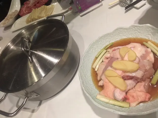 藥膳文昌醉雞鍋