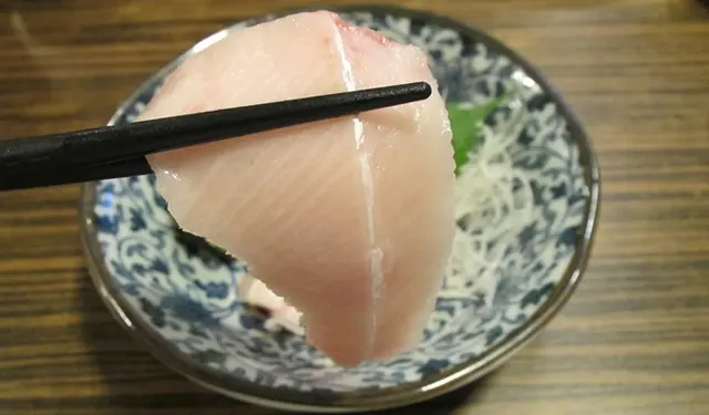 肉質柔軟油潤，充滿魚香