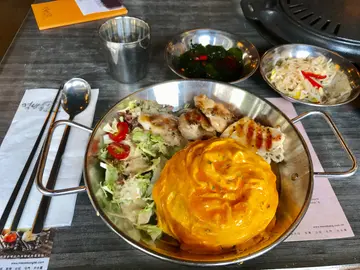 雞扒蛋包飯