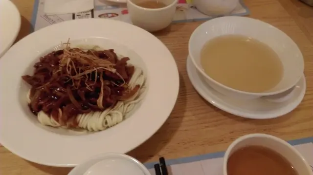 紅燒牛肉湯拉麵