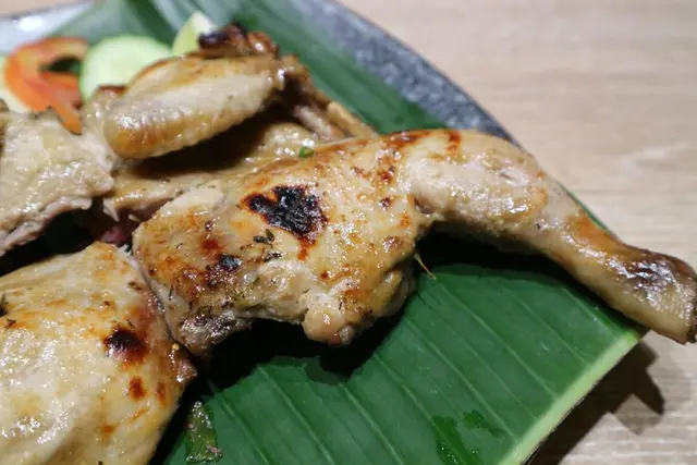 西貢路邊燒春雞