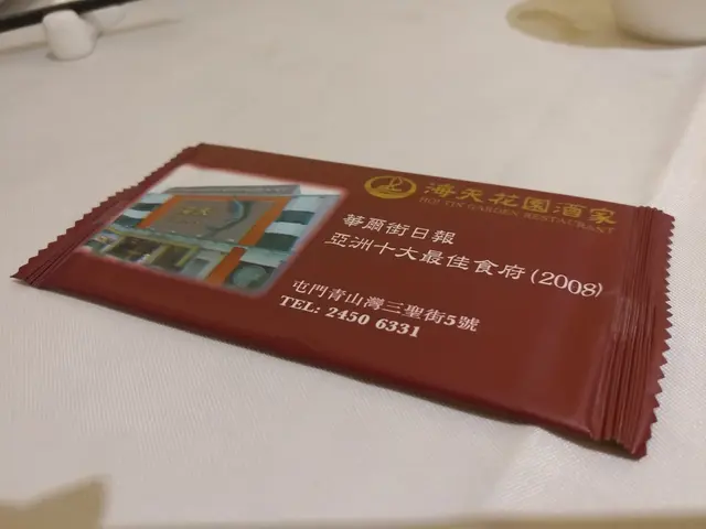用餐後要用濕紙巾抹嘴啊!