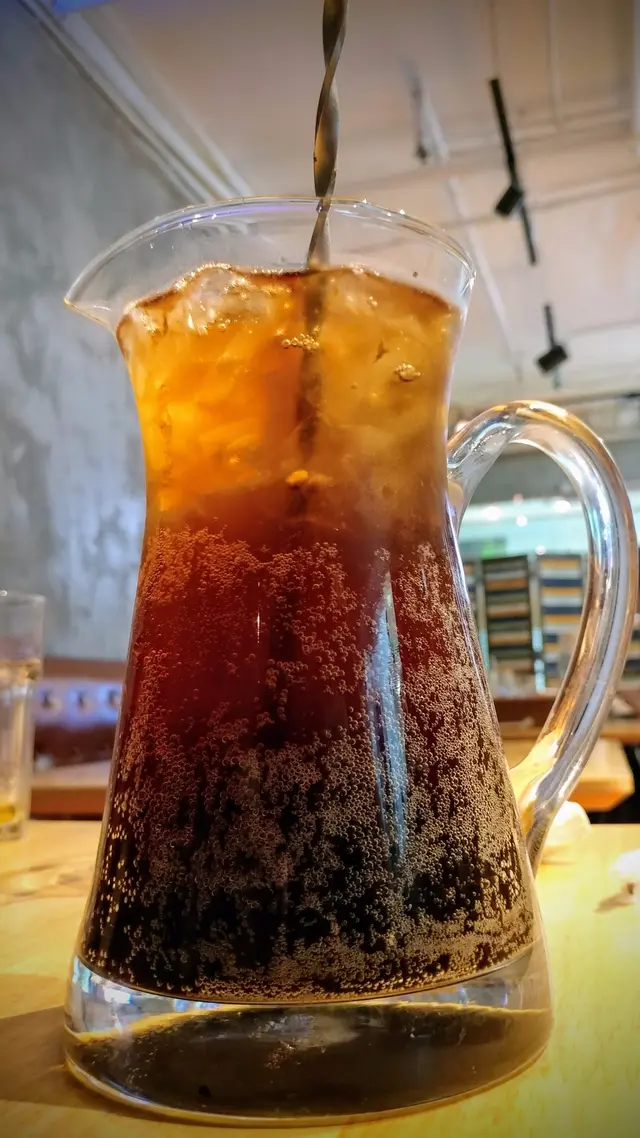 陳年老桔釀氣泡礦泉水