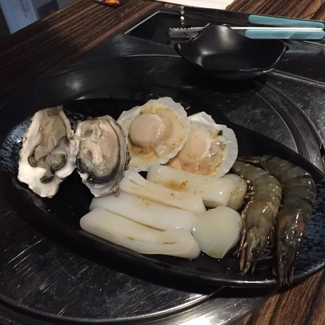 扇貝，  帶子，  生蠔，  海蝦