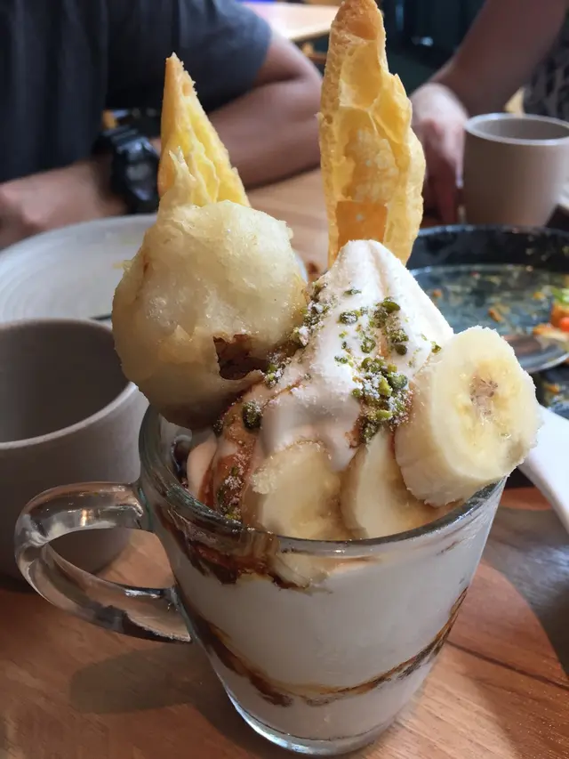 脆炸香蕉配軟雪糕