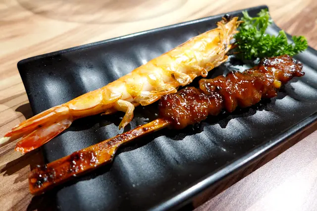 鹽燒海蝦、燒雞串