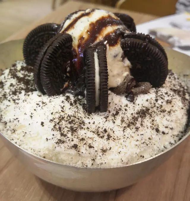 朱古力曲奇雪奶冰