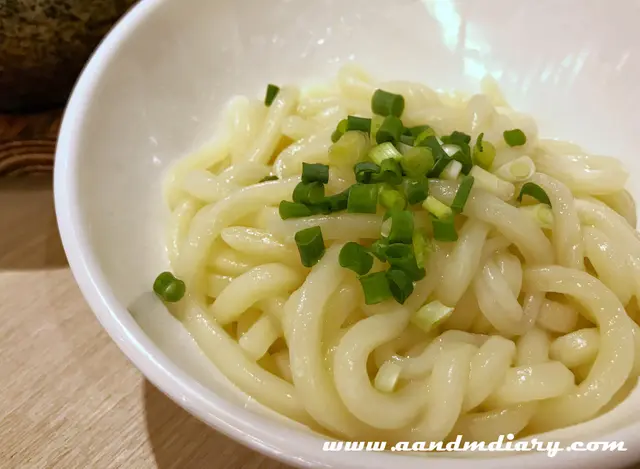 蕃茄魚湯海鮮石鍋配手打烏冬