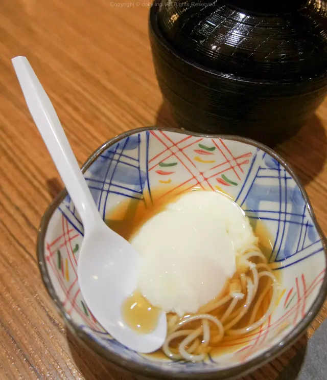 溫泉玉子