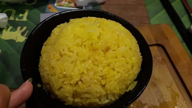 招牌無骨海南雞飯