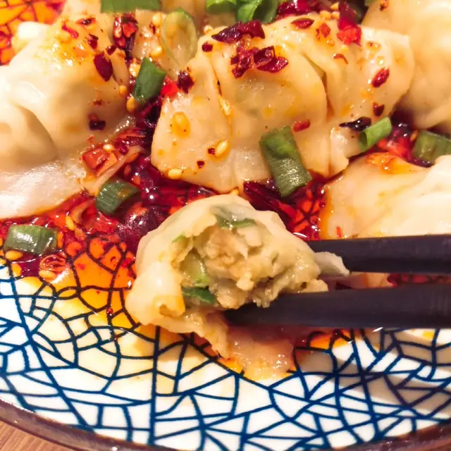 麻辣小餛飩 皮薄餡靚