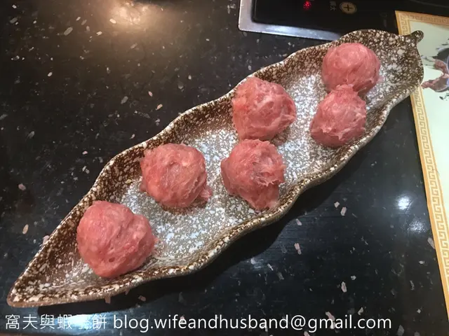 新鮮螺肉豬肉丸