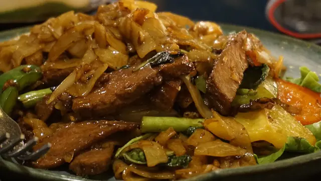 醉貓炒牛河