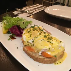Organic  Eggs  Benny