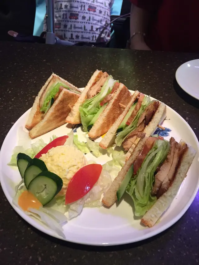 煙燻雞肉三文治