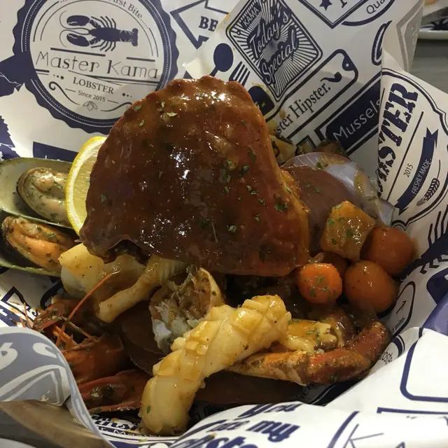 元貝好似5豪子大，麵包蟹半隻，除左汁，海鮮都冇咩味