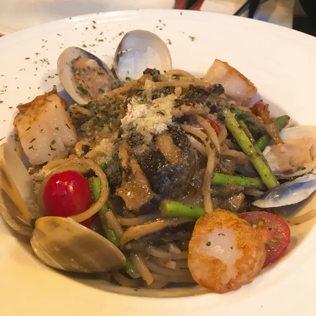 黑松露野菌燒帶子意大利粉