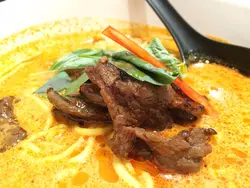 輕炒牛肉喇沙