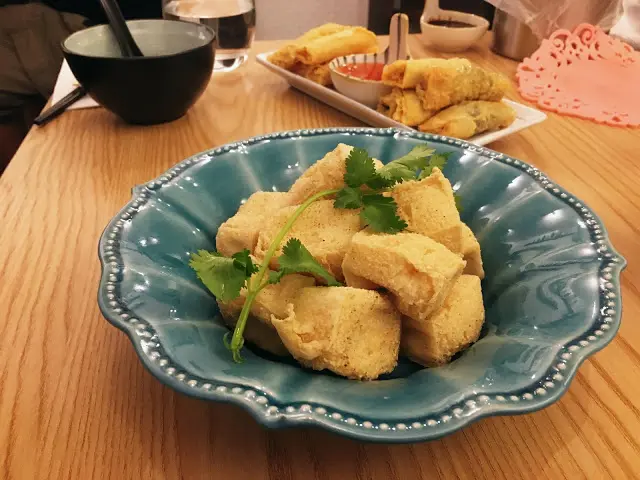  一口炸豆腐