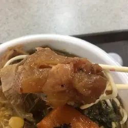 牛根卤得好滑好味，胶质丰富既口感