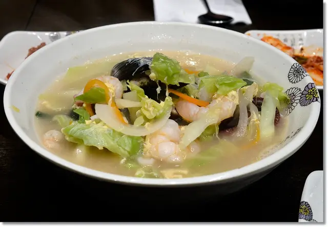 韓式海鮮拉麵